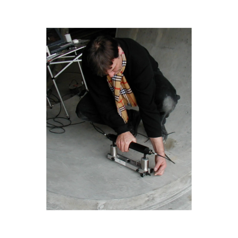 Thiết bị kiểm tra nứt sâu bê tông